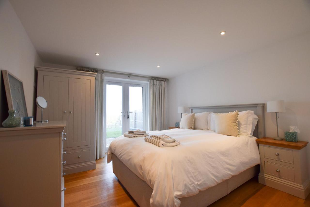Whispers - 4 Bedroom Modern Family Holiday Home In Salcombe Sleeps 8 Buitenkant foto