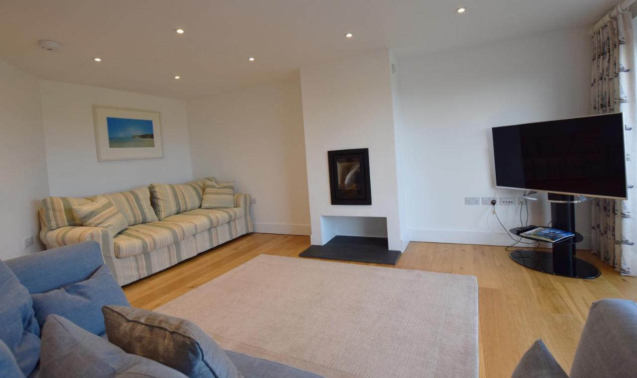 Whispers - 4 Bedroom Modern Family Holiday Home In Salcombe Sleeps 8 Buitenkant foto